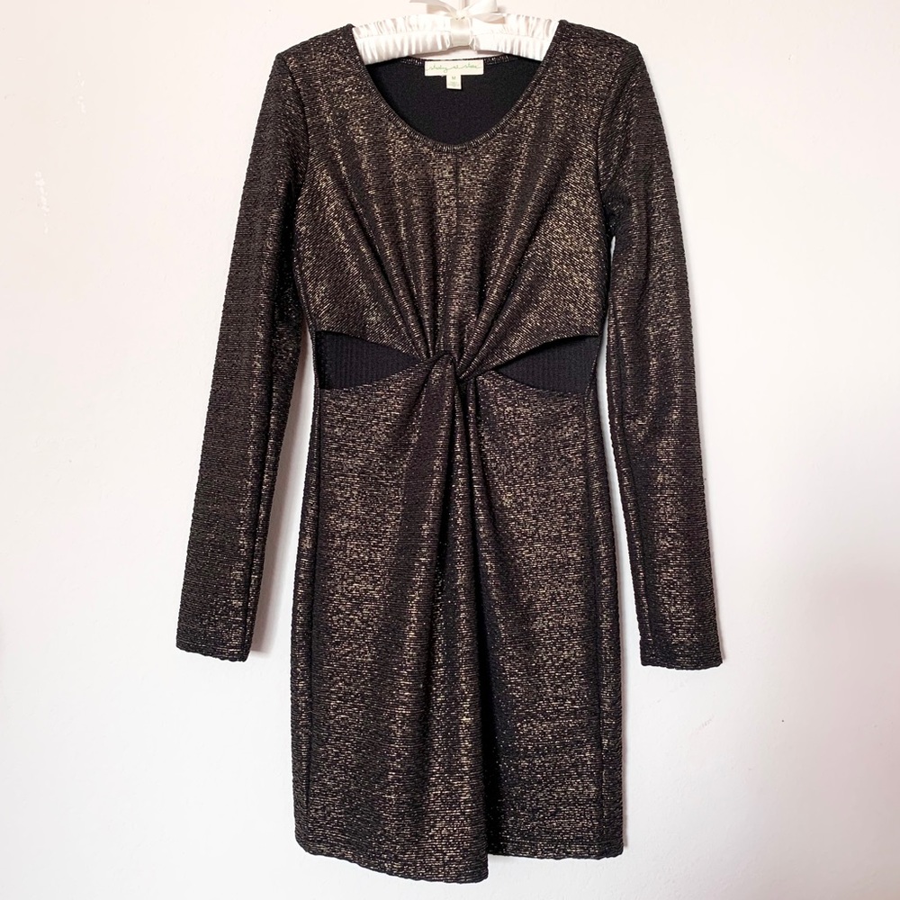 NWOT Gold knit waist cutout dress